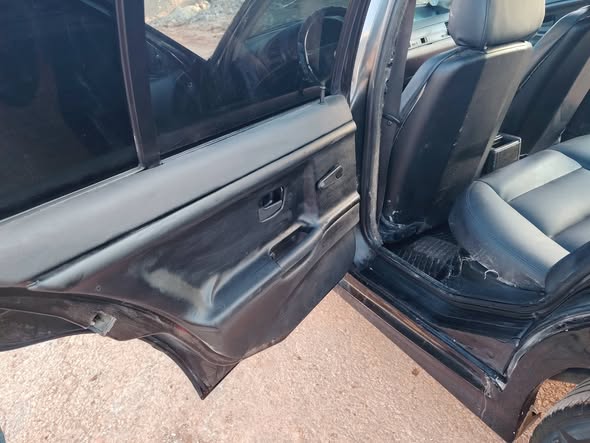 بي ام دبليو 3 Series 1998 - صورة 4