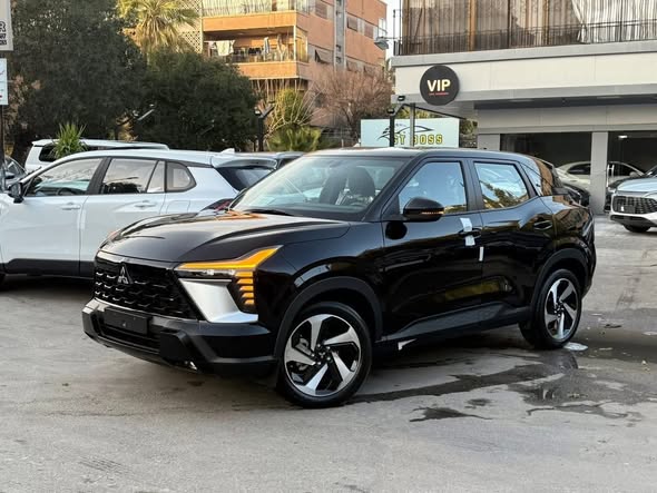 ميتسوبيشي أوتلاندر سبورت 2026 - صورة 3