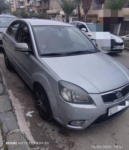 كيا ريو 2011