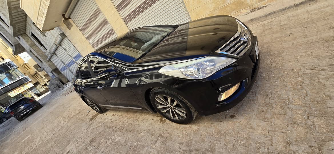 هيونداي أزيرا 2011