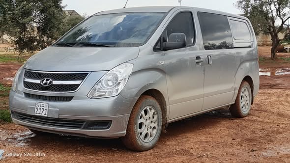 هيونداي ستاركس 2013 - صورة 2