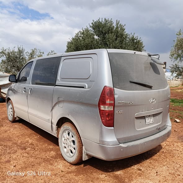 هيونداي ستاركس 2013 - صورة 3