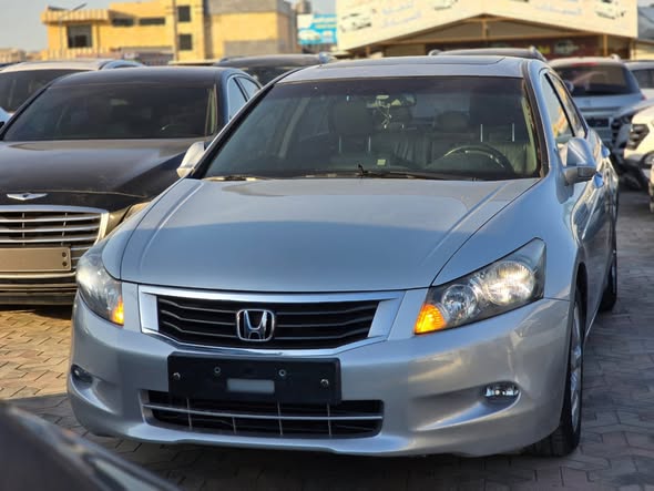 هوندا أكورد 2010