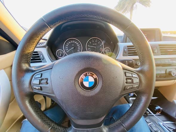 بي ام دبليو 320 2012 - صورة 5