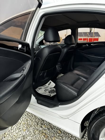 هيونداي سوناتا 2011 - صورة 2