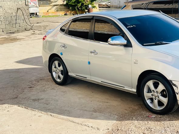 هيونداي افانتي 2008 - صورة 5