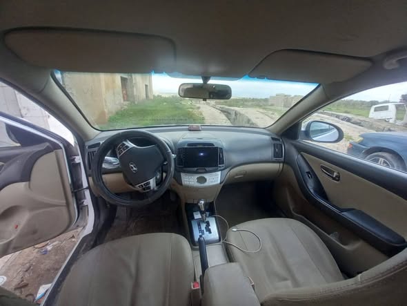 هيونداي النترا 2011 - صورة 3