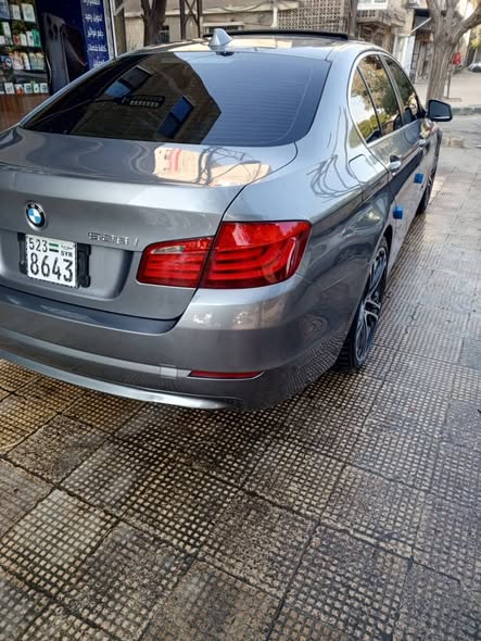بي إم دبليو 528i 2011