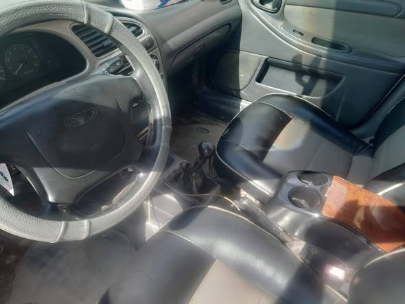 دايو لانوس 2001 - صورة 2