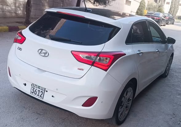 هيونداي أي 30 2013 - صورة 2