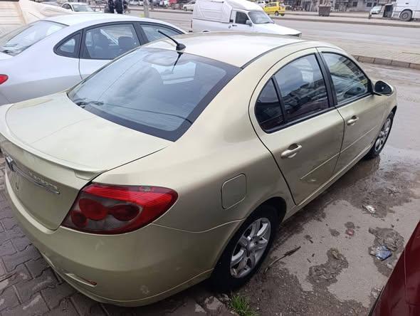 بروتون بيرسونا 2010 - صورة 3