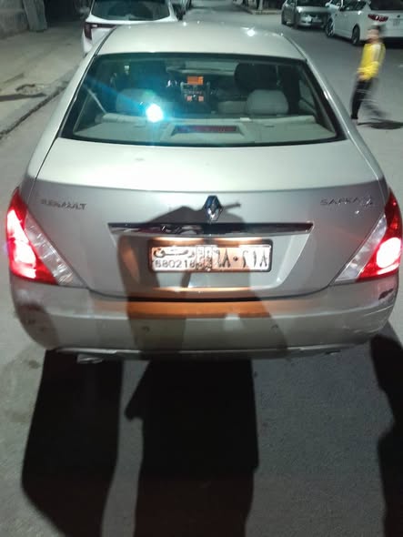 رينو سافران 2013