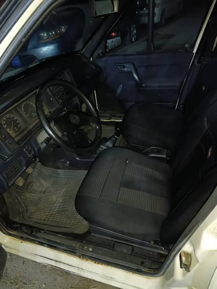 سكودا بيك أب 1995 - صورة 5