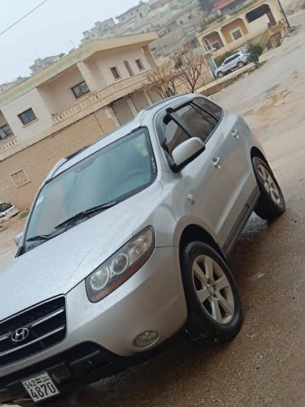 هيونداي سنتافي 2009 - صورة 3