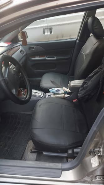 ميتسوبيشي لانسر 2004