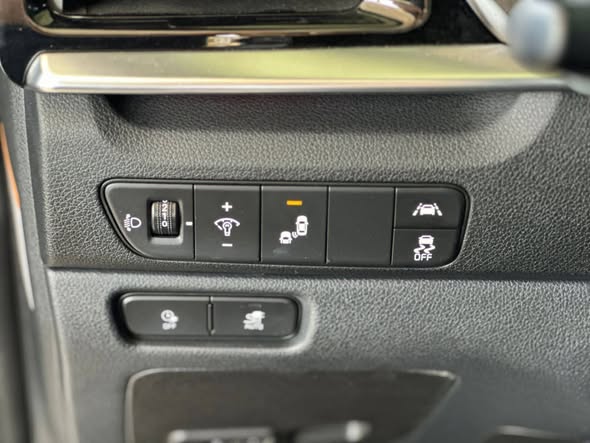 كيا نيرو 2022 - صورة 5