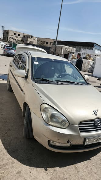 هيونداي فيرنا 2006 - صورة 1