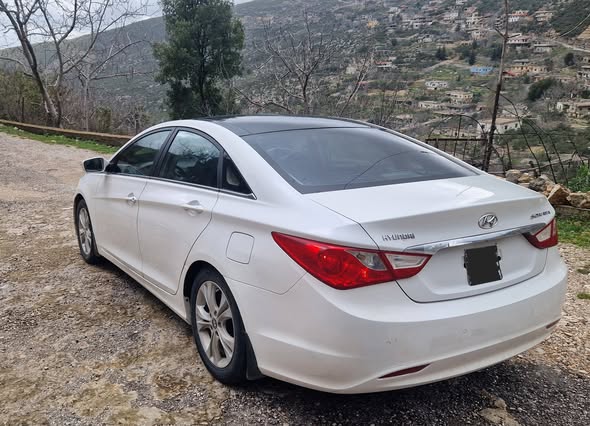 هيونداي سوناتا 2012 - صورة 1