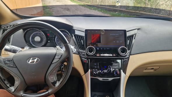 هيونداي سوناتا 2012 - صورة 2