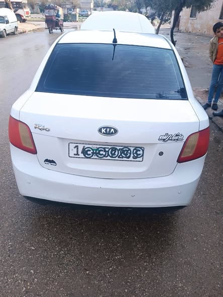 كيا ريو 2010 - صورة 4
