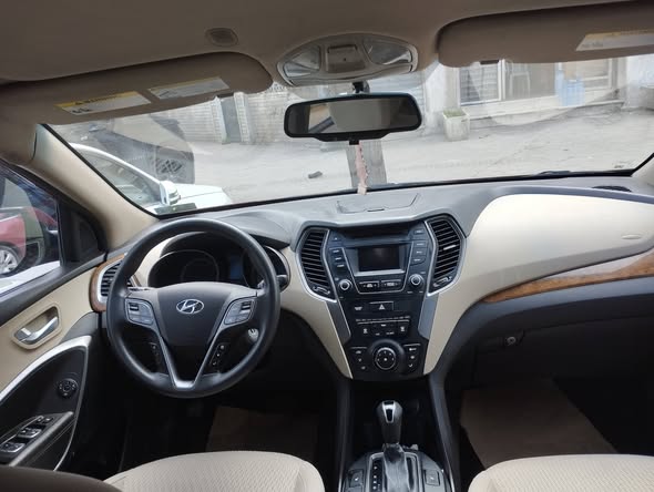 هونداي سنتافيه 2017 - صورة 3