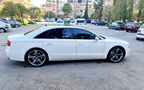 أودي A8 2014 - صورة 3