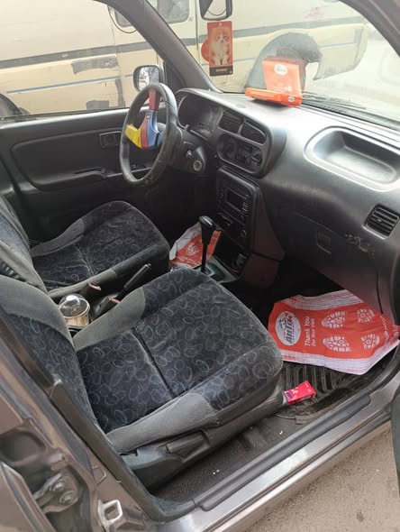 سوزوكي سويفت 2008