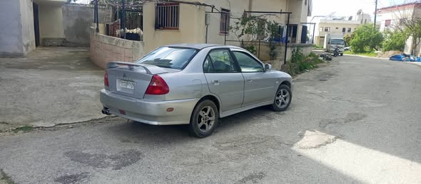 ميتسوبيشي لانسر 2006 - صورة 2