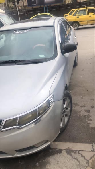 كيا فورتي 2010 - صورة 1