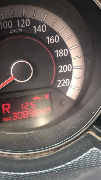 كيا فورتي 2010 - صورة 5