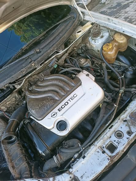 أوبل كورسا 2002 - صورة 4