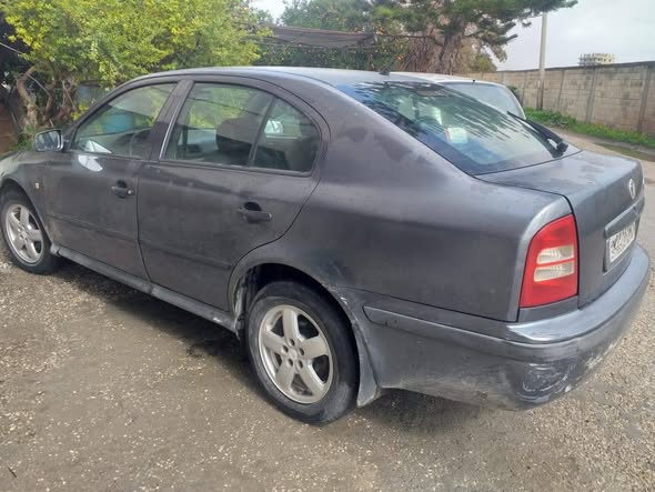 سكودا أوكتافيا 2007 - صورة 1