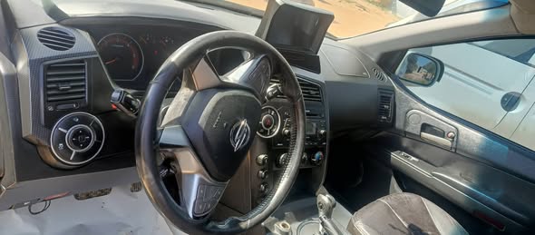 سانغ يونغ اكتيون 2014 - صورة 4