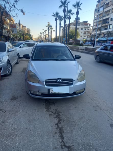 هونداي فيرنا 2009 - صورة 4