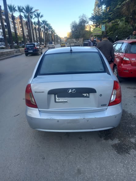 هونداي فيرنا 2009 - صورة 5