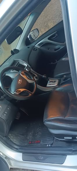 هيونداي النترا 2012