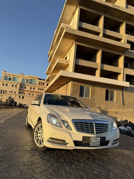 مرسيدس E300 2011 - صورة 1