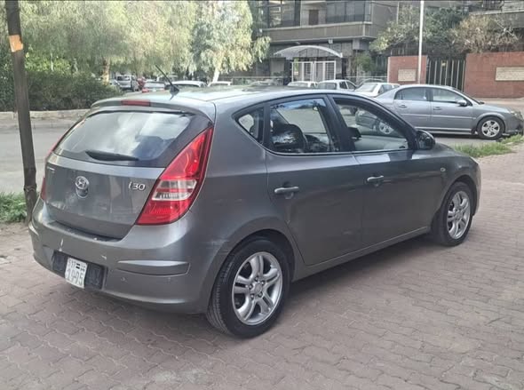 هونداي i30 2011 - صورة 1