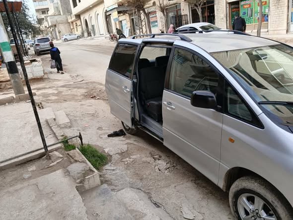 تويوتا بريفيا 2009 - صورة 2