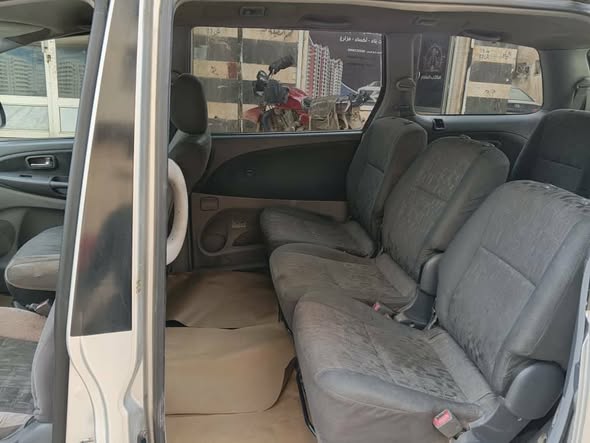 تويوتا بريفيا 2009 - صورة 4