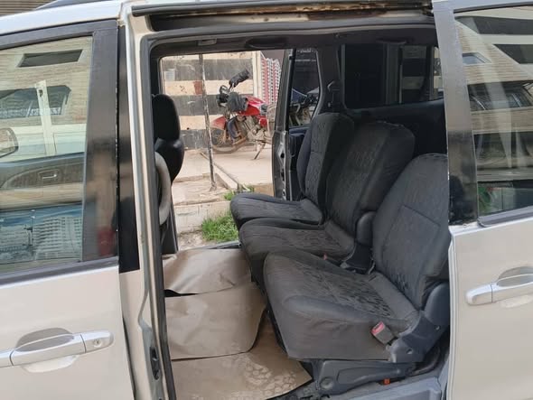 تويوتا بريفيا 2009 - صورة 5