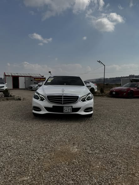 مرسيدس E200 2014