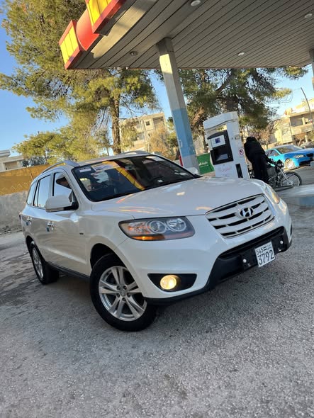 هيونداي سانتا في 2011