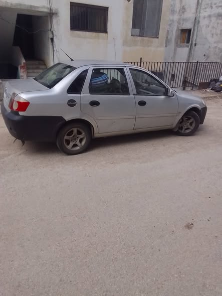 ليفان 520 2008 - صورة 2