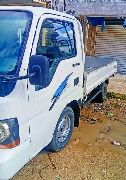 كيا ك2700 2002 - صورة 2