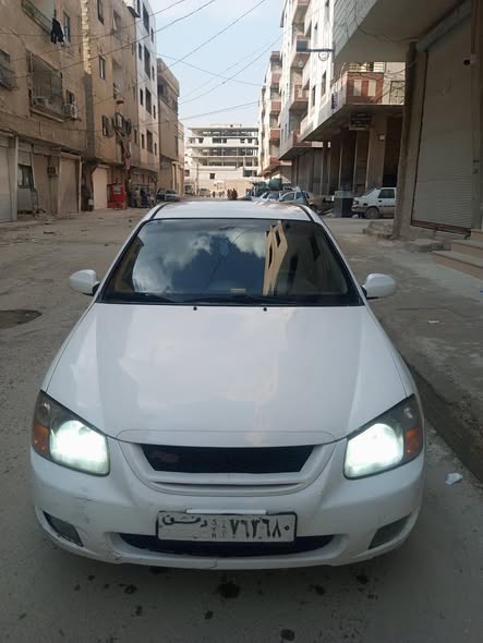 كيا سيراتو 2007 - صورة 1