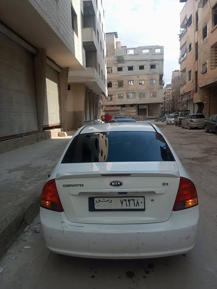 كيا سيراتو 2007 - صورة 4