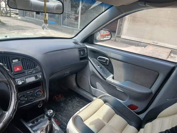 هيونداي الانترا 2006 - صورة 4