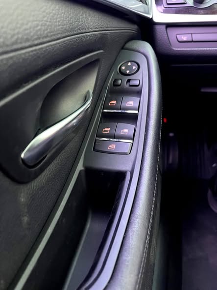 بي إم دبليو 528i 2011 - صورة 4