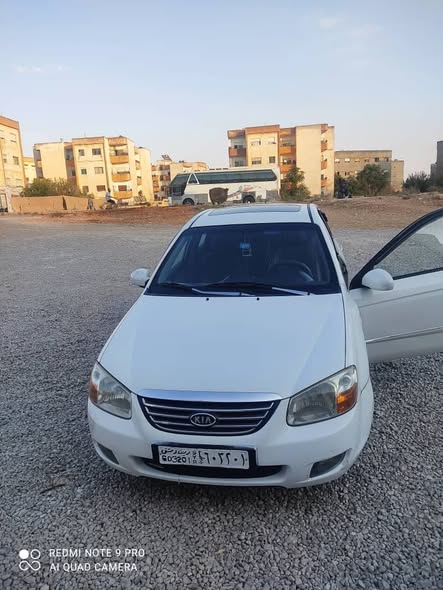 كيا سيراتو 2009 - صورة 1